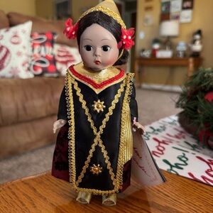 Vintage Madame Alexander Miniature Showcase 8” Doll Indonesia #579, Original Box